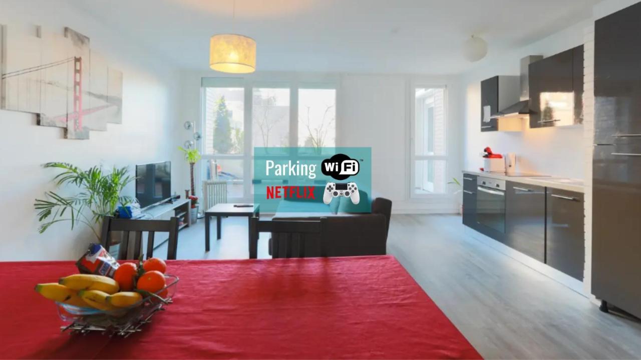 Apartment In Evry *